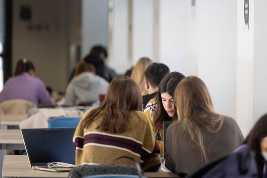 Call for applications for the award of no. 327 grants of €2,000.00 each to university students in difficult circumstances enrolled in the 2024/2025 academic year Call for applications for the award of no. 327 grants of €2,000.00 each to university students in difficult circumstances enrolled in the 2024/2025 academic year