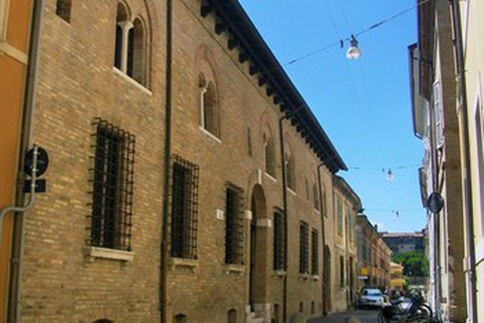 Avviso di chiusura parziale fino al luglio 2024 della Biblioteca di archeologia di Ravenna per ristrutturazione