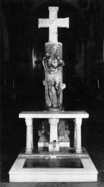 Fotografia della colonna in marmo