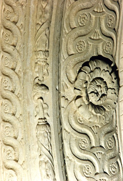 Fotografia di una dellen decorazioni in arenaria